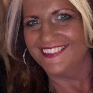 Meet your Posher, Regina